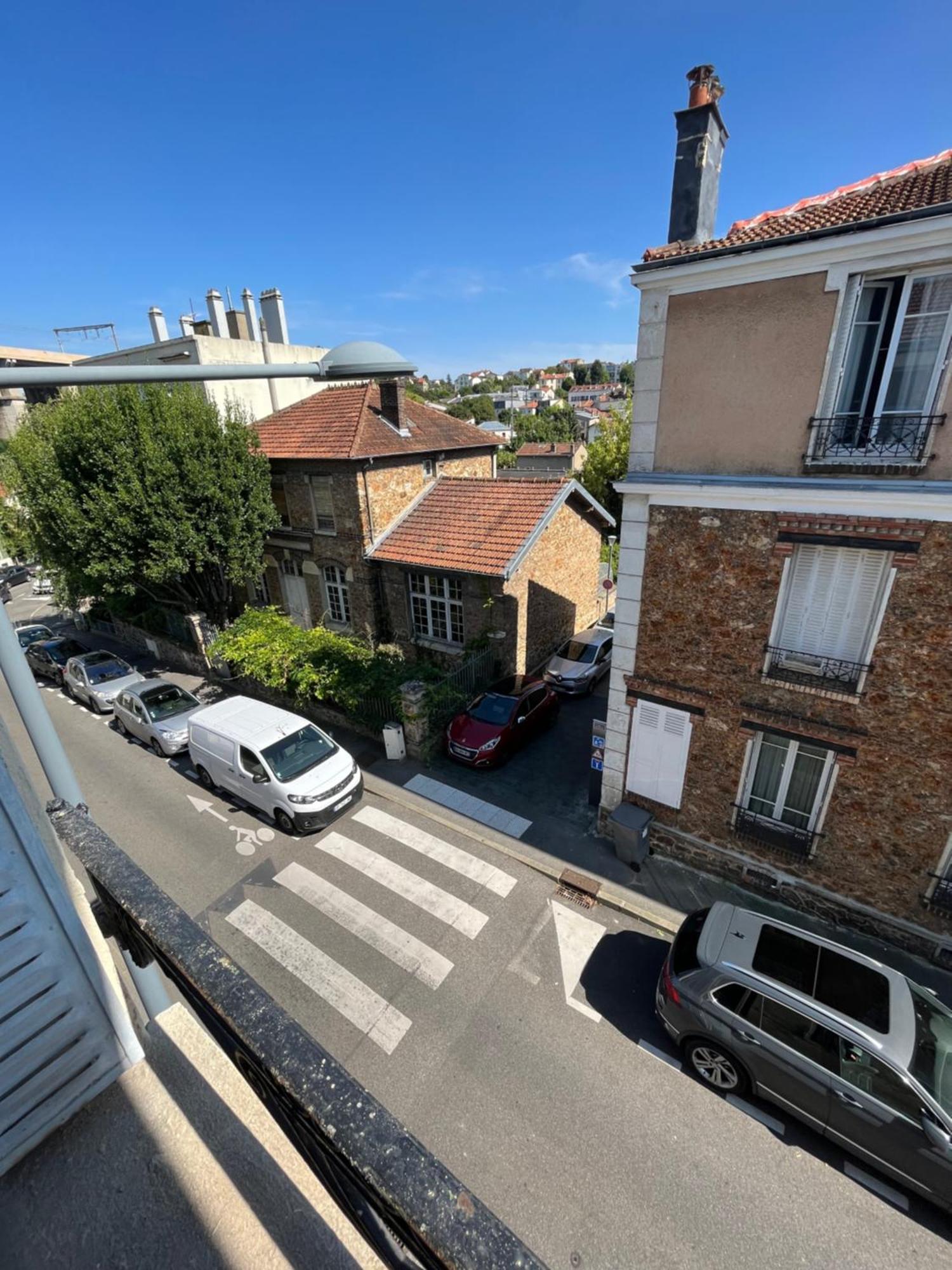 Appart 4 Personnes Proche Paris Tour Eiffel Meudon Exterior photo